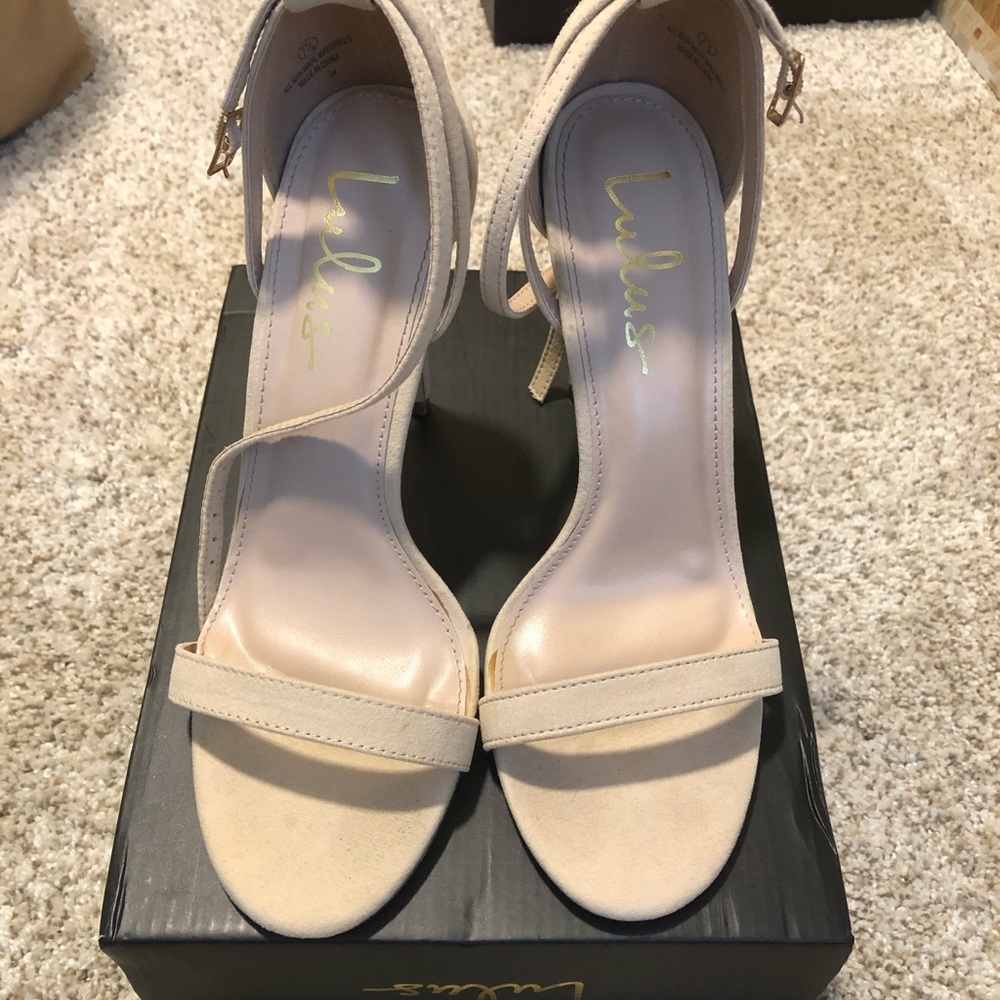 Lulus nude heels